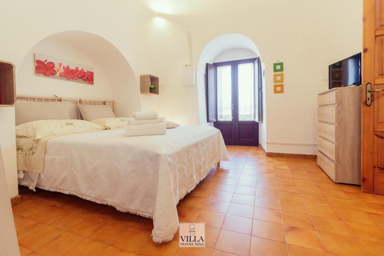 Villa Nonna Nina By La Puglia In Un Trullo Locorotondo Exterior photo